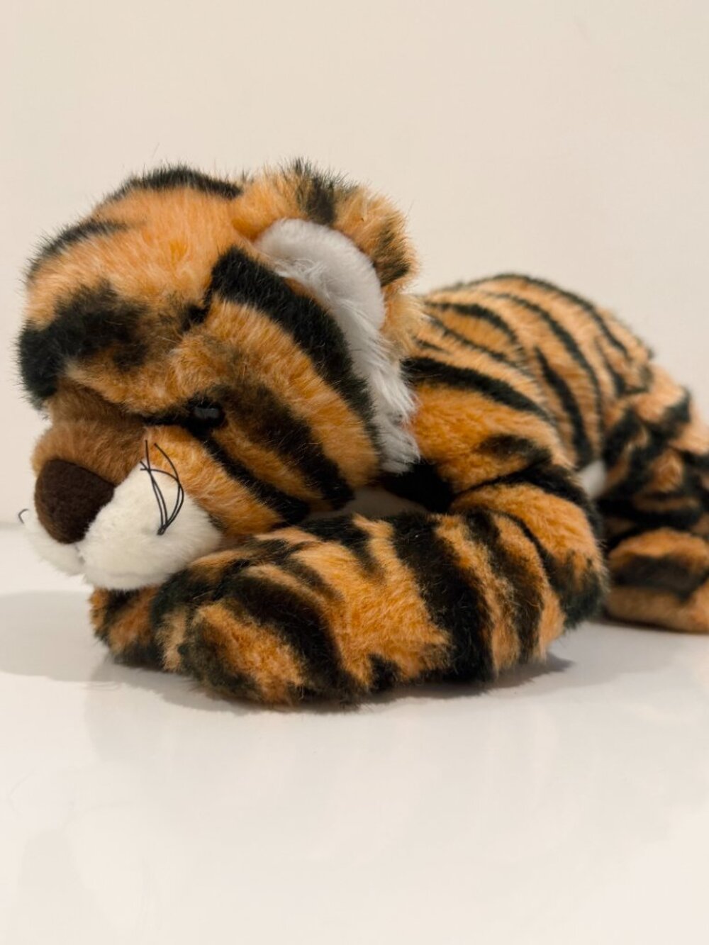 2001 TY Classics Tiger ("Growl") - Large Beanie Baby Plush - Picture 3 of 5